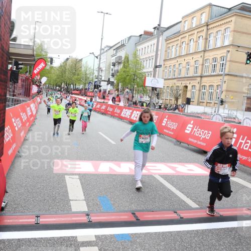 25.04.2026 - Das Zehntel Strokosch-Dieckow http://msf.ph/oto/9630371 25.04.2026 11:06:18 Ziel 5051, 5875, 7215, 7216, 7268, 7295, 7471 meine-sportfotos.de