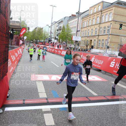 25.04.2026 - Das Zehntel Strokosch-Dieckow http://msf.ph/oto/9630376 25.04.2026 11:06:17 Ziel 5051, 5121, 5875, 7268, 7295, 7471, 8073 meine-sportfotos.de