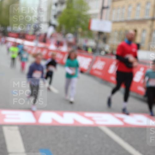 25.04.2026 - Das Zehntel Strokosch-Dieckow http://msf.ph/oto/9630392 25.04.2026 11:06:16 Ziel 5051, 5121, 5875, 7268, 7295, 7471, 7589, 8073 meine-sportfotos.de