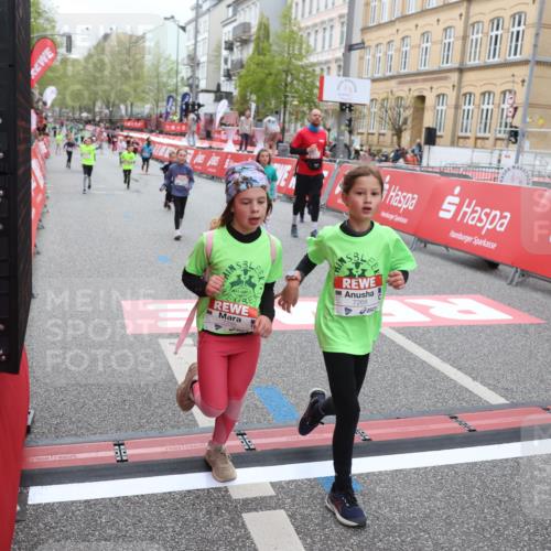 25.04.2026 - Das Zehntel Strokosch-Dieckow http://msf.ph/oto/9630400 25.04.2026 11:06:14 Ziel 5121, 7268, 7295, 7471, 7564, 7578, 7589, 7637, 7870, 8073 meine-sportfotos.de