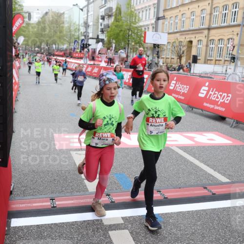 25.04.2026 - Das Zehntel Strokosch-Dieckow http://msf.ph/oto/9630401 25.04.2026 11:06:14 Ziel 5121, 7268, 7295, 7471, 7564, 7578, 7589, 7637, 7870, 8073 meine-sportfotos.de