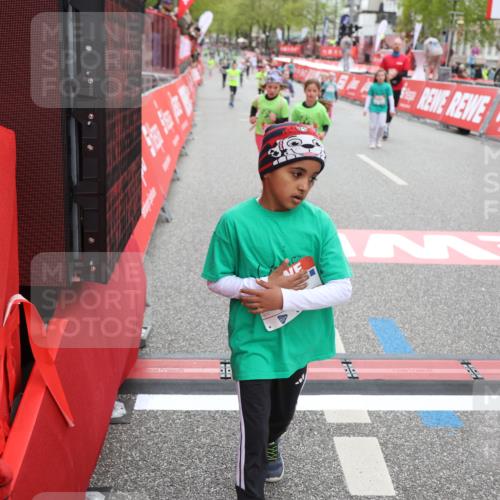25.04.2026 - Das Zehntel Strokosch-Dieckow http://msf.ph/oto/9630415 25.04.2026 11:06:12 Ziel 5121, 5647, 5952, 7040, 7268, 7295, 7564, 7578, 7589, 7637, 7870, 8073 meine-sportfotos.de