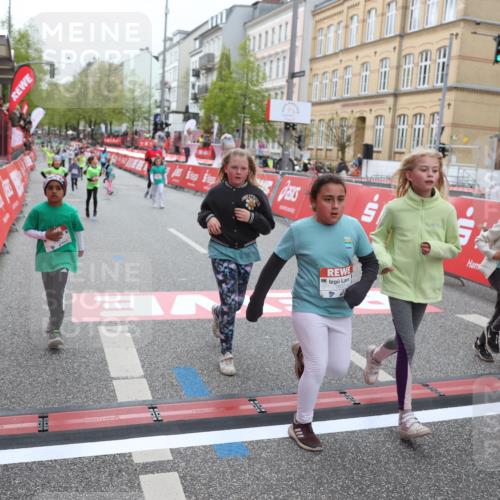 25.04.2026 - Das Zehntel Strokosch-Dieckow http://msf.ph/oto/9630416 25.04.2026 11:06:10 Ziel 5121, 5647, 5952, 6851, 7040, 7564, 7578, 7589, 7637, 7870, 8073 meine-sportfotos.de