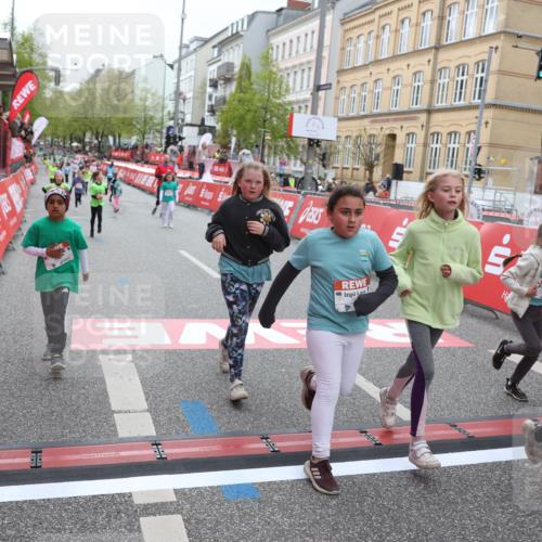 25.04.2026 - Das Zehntel Strokosch-Dieckow http://msf.ph/oto/9630418 25.04.2026 11:06:10 Ziel 5121, 5647, 5952, 6851, 7040, 7564, 7578, 7589, 7637, 7870, 8073 meine-sportfotos.de