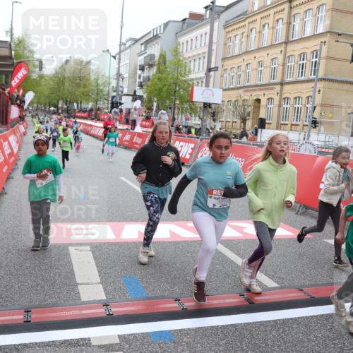 25.04.2026 - Das Zehntel Strokosch-Dieckow http://msf.ph/oto/9630422 25.04.2026 11:06:10 Ziel 5121, 5647, 5952, 6851, 7040, 7564, 7578, 7589, 7637, 7870, 8073 meine-sportfotos.de