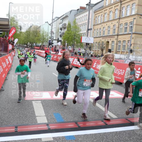 25.04.2026 - Das Zehntel Strokosch-Dieckow http://msf.ph/oto/9630423 25.04.2026 11:06:10 Ziel 5121, 5647, 5952, 6851, 7040, 7564, 7578, 7589, 7637, 7870, 8073 meine-sportfotos.de