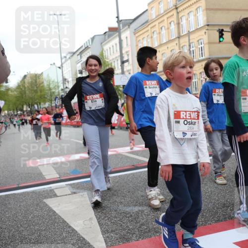 25.04.2026 - Das Zehntel Strokosch-Dieckow http://msf.ph/oto/9630429 25.04.2026 09:03:13 Ziel 1002, 1009, 1603, 1620, 2116, 2121, 2123, 2227, 2402, 2516, 2701, 2702, 2704, 2834, 3017, 3286, 3396 meine-sportfotos.de