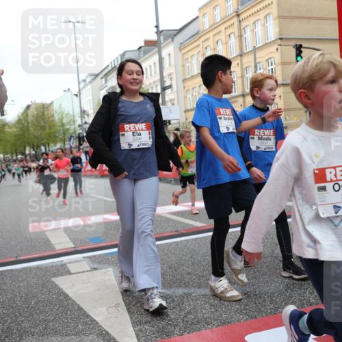25.04.2026 - Das Zehntel Strokosch-Dieckow http://msf.ph/oto/9630434 25.04.2026 09:03:14 Ziel 1002, 1009, 1603, 1620, 2116, 2121, 2123, 2227, 2281, 2340, 2402, 2516, 2701, 2702, 2704, 2834, 3017, 3286, 3293, 3396, 3909 meine-sportfotos.de