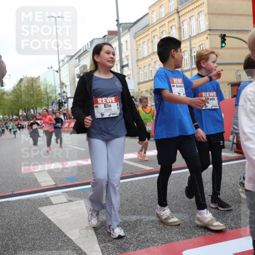 25.04.2026 - Das Zehntel Strokosch-Dieckow http://msf.ph/oto/9630449 25.04.2026 09:03:14 Ziel 1002, 1009, 1603, 1620, 2116, 2121, 2123, 2227, 2281, 2340, 2402, 2516, 2701, 2702, 2704, 2834, 3017, 3286, 3293, 3396, 3909 meine-sportfotos.de