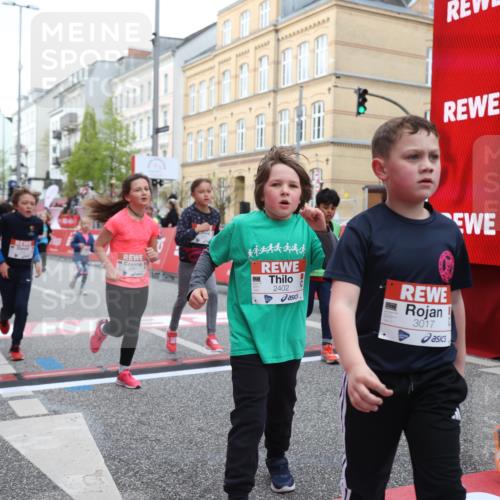25.04.2026 - Das Zehntel Strokosch-Dieckow http://msf.ph/oto/9630455 25.04.2026 09:03:16 Ziel 1002, 1009, 1603, 2116, 2121, 2123, 2281, 2283, 2340, 2402, 2516, 2701, 2834, 3017, 3213, 3286, 3293, 3396, 3871, 3909 meine-sportfotos.de
