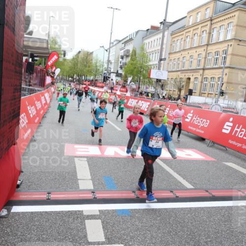 25.04.2026 - Das Zehntel Strokosch-Dieckow http://msf.ph/oto/9630462 25.04.2026 11:06:06 Ziel 5096, 5124, 5647, 5944, 5952, 6159, 6851, 6970, 7040, 7566 meine-sportfotos.de