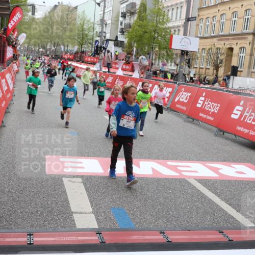 25.04.2026 - Das Zehntel Strokosch-Dieckow http://msf.ph/oto/9630470 25.04.2026 11:06:04 Ziel 5096, 5124, 5886, 5944, 6159, 6599, 6851, 6970, 7040, 7210, 7213, 7461, 7492, 7566 meine-sportfotos.de