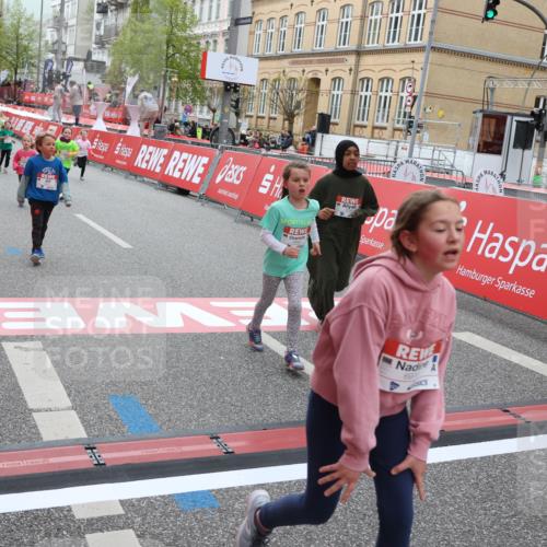 25.04.2026 - Das Zehntel Strokosch-Dieckow http://msf.ph/oto/9630488 25.04.2026 11:06:02 Ziel 5096, 5124, 5686, 5886, 5944, 6159, 6599, 6970, 7210, 7213, 7433, 7461, 7492, 7566 meine-sportfotos.de