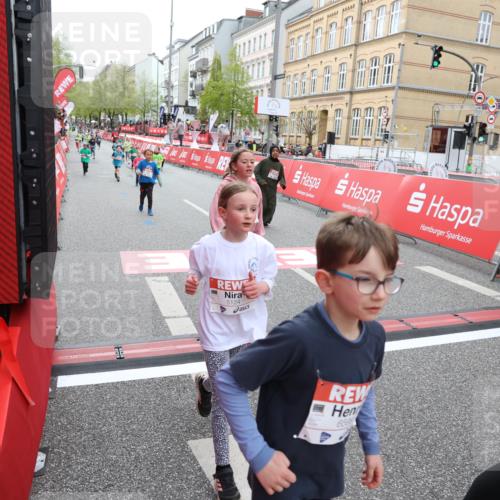 25.04.2026 - Das Zehntel Strokosch-Dieckow http://msf.ph/oto/9630506 25.04.2026 11:06:01 Ziel 5096, 5124, 5686, 5886, 5944, 6159, 6599, 6970, 7210, 7213, 7433, 7461, 7492, 7566 meine-sportfotos.de