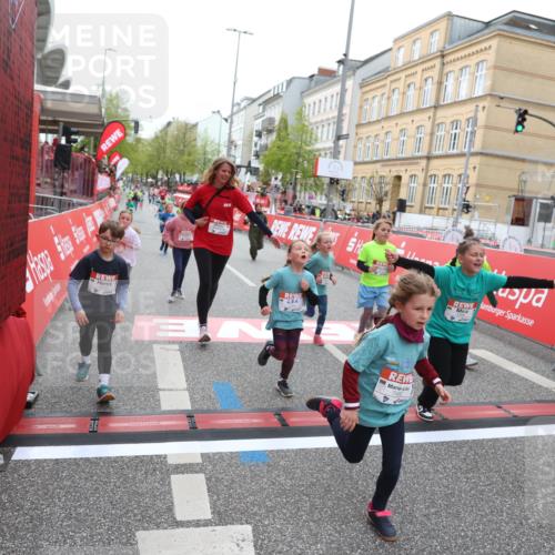 25.04.2026 - Das Zehntel Strokosch-Dieckow http://msf.ph/oto/9630525 25.04.2026 11:05:59 Ziel 5124, 5686, 5886, 6159, 6381, 6599, 6970, 7210, 7213, 7433, 7461, 7492, 7566 meine-sportfotos.de