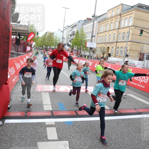 25.04.2026 - Das Zehntel Strokosch-Dieckow http://msf.ph/oto/9630529 25.04.2026 11:05:59 Ziel 5124, 5686, 5886, 6159, 6381, 6599, 6970, 7210, 7213, 7433, 7461, 7492, 7566 meine-sportfotos.de