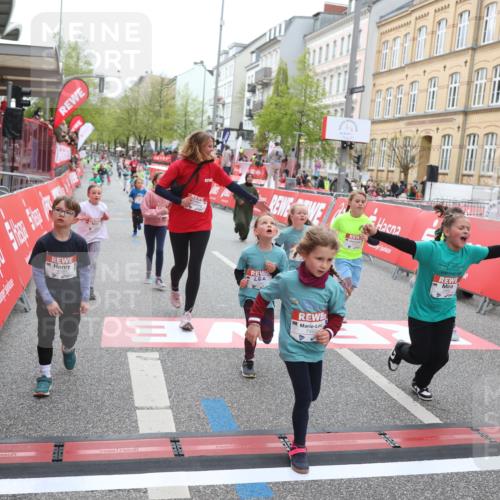 25.04.2026 - Das Zehntel Strokosch-Dieckow http://msf.ph/oto/9630530 25.04.2026 11:05:59 Ziel 5124, 5686, 5886, 6159, 6381, 6599, 6970, 7210, 7213, 7433, 7461, 7492, 7566 meine-sportfotos.de