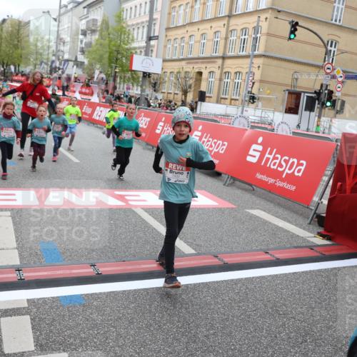 25.04.2026 - Das Zehntel Strokosch-Dieckow http://msf.ph/oto/9630546 25.04.2026 11:05:58 Ziel 5124, 5686, 5886, 6159, 6381, 6599, 7210, 7213, 7433, 7461, 7474, 7492, 7566 meine-sportfotos.de