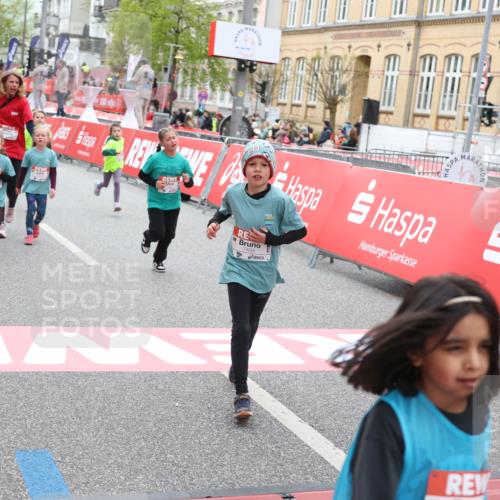 25.04.2026 - Das Zehntel Strokosch-Dieckow http://msf.ph/oto/9630552 25.04.2026 11:05:57 Ziel 5686, 5886, 6381, 6599, 7210, 7213, 7433, 7435, 7461, 7473, 7474, 7492 meine-sportfotos.de