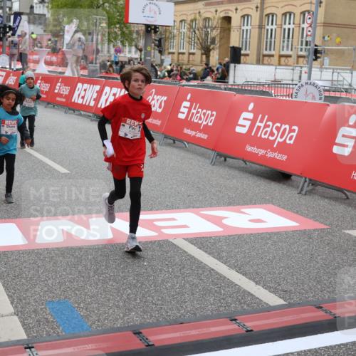 25.04.2026 - Das Zehntel Strokosch-Dieckow http://msf.ph/oto/9630580 25.04.2026 11:05:54 Ziel 5105, 5119, 5475, 5686, 5776, 6381, 7404, 7435, 7473, 7474, 7828, 7831, 8069 meine-sportfotos.de