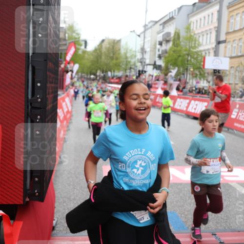 25.04.2026 - Das Zehntel Strokosch-Dieckow http://msf.ph/oto/9630593 25.04.2026 11:04:20 Ziel 5052, 5053, 5111, 5115, 5215, 5217, 5410, 5423, 5440, 5914, 5915, 5998, 6030, 6457, 6479, 6887, 7064, 7087, 7269, 7600, 7609, 7979, 7980 meine-sportfotos.de