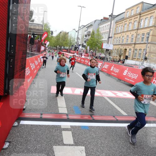 25.04.2026 - Das Zehntel Strokosch-Dieckow http://msf.ph/oto/9630594 25.04.2026 11:05:52 Ziel 5021, 5105, 5119, 5475, 5776, 6110, 6381, 6799, 6805, 7143, 7404, 7435, 7473, 7474, 7828, 7831, 8069 meine-sportfotos.de