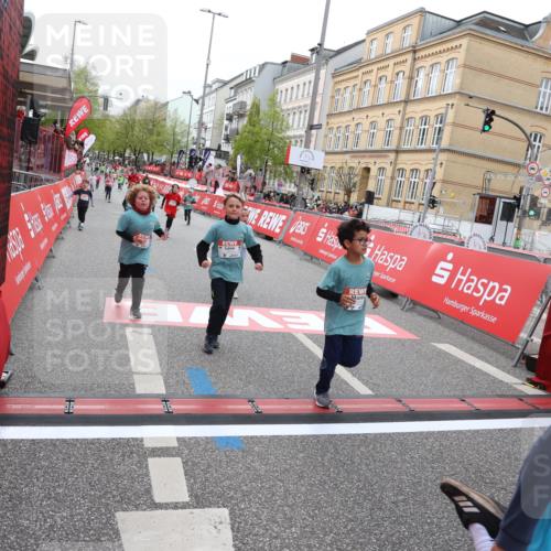 25.04.2026 - Das Zehntel Strokosch-Dieckow http://msf.ph/oto/9630605 25.04.2026 11:05:52 Ziel 5021, 5105, 5119, 5475, 5776, 6110, 6381, 6799, 6805, 7143, 7404, 7435, 7473, 7474, 7828, 7831, 8069 meine-sportfotos.de