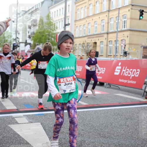 25.04.2026 - Das Zehntel Strokosch-Dieckow http://msf.ph/oto/9630615 25.04.2026 09:03:25 Ziel 1449, 1749, 1750, 1827, 1945, 2378, 2389, 2690, 2949, 3144, 3425, 3485, 3550, 3656, 3662, 3663, 3854, 4021 meine-sportfotos.de