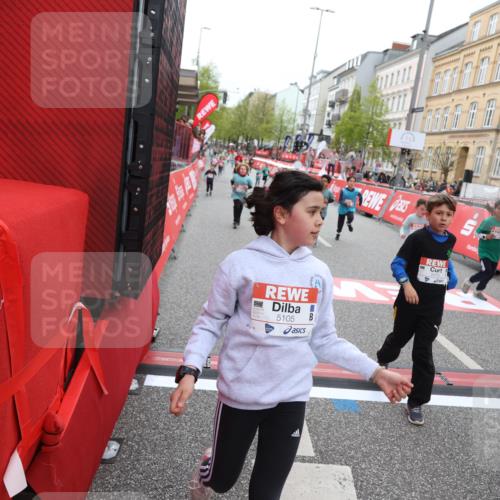 25.04.2026 - Das Zehntel Strokosch-Dieckow http://msf.ph/oto/9630623 25.04.2026 11:05:49 Ziel 5021, 5105, 5119, 5475, 5776, 5989, 6022, 6110, 6295, 6297, 6781, 6799, 6805, 7035, 7143, 7404, 7435, 7473, 7828, 7831, 8069 meine-sportfotos.de