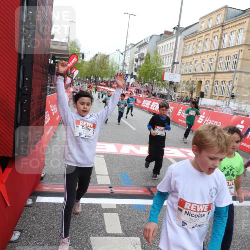 25.04.2026 - Das Zehntel Strokosch-Dieckow http://msf.ph/oto/9630632 25.04.2026 11:05:49 Ziel 5021, 5105, 5119, 5475, 5776, 5989, 6022, 6110, 6295, 6297, 6781, 6799, 6805, 7035, 7143, 7404, 7435, 7473, 7828, 7831, 8069 meine-sportfotos.de