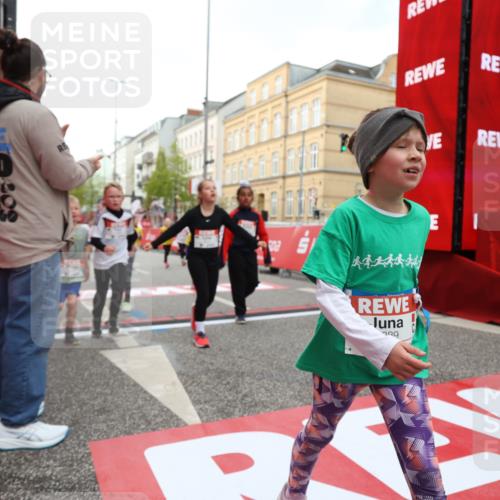 25.04.2026 - Das Zehntel Strokosch-Dieckow http://msf.ph/oto/9630636 25.04.2026 09:03:26 Ziel 1449, 1749, 1750, 1827, 1945, 2378, 2389, 2690, 2949, 3127, 3144, 3155, 3425, 3485, 3550, 3656, 3662, 3663, 3854, 4021 meine-sportfotos.de