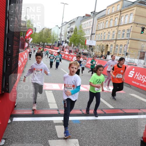 25.04.2026 - Das Zehntel Strokosch-Dieckow http://msf.ph/oto/9630642 25.04.2026 11:05:48 Ziel 5021, 5105, 5119, 5475, 5776, 5989, 6022, 6110, 6295, 6297, 6781, 6799, 6805, 7035, 7143, 7404, 7567, 7828, 7831, 8069 meine-sportfotos.de