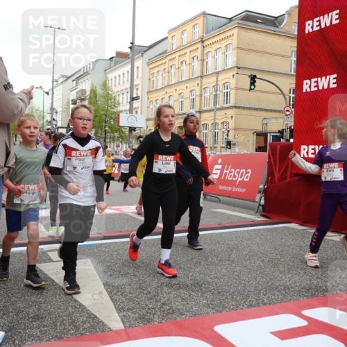 25.04.2026 - Das Zehntel Strokosch-Dieckow http://msf.ph/oto/9630646 25.04.2026 09:03:27 Ziel 1449, 1749, 1750, 1827, 1945, 2378, 2389, 2690, 2705, 2707, 2949, 3127, 3144, 3155, 3485, 3500, 3656, 3662, 3663, 3850, 4021 meine-sportfotos.de