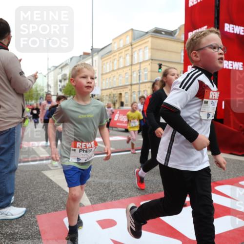 25.04.2026 - Das Zehntel Strokosch-Dieckow http://msf.ph/oto/9630680 25.04.2026 09:03:28 Ziel 1749, 1750, 1827, 1945, 2244, 2389, 2454, 2690, 2705, 2707, 2949, 3127, 3144, 3155, 3485, 3500, 3656, 3662, 3663, 3850, 3851, 4021 meine-sportfotos.de
