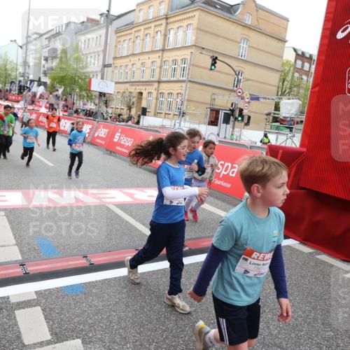 25.04.2026 - Das Zehntel Strokosch-Dieckow http://msf.ph/oto/9630683 25.04.2026 11:05:44 Ziel 5141, 5145, 5146, 5205, 5989, 6022, 6110, 6295, 6297, 6781, 7035, 7143, 7567 meine-sportfotos.de