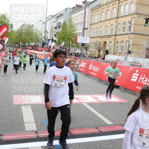 25.04.2026 - Das Zehntel Strokosch-Dieckow http://msf.ph/oto/9630707 25.04.2026 11:05:42 Ziel 5141, 5145, 5146, 5205, 6022, 6295, 6297, 6601, 7028, 7035, 7567, 7643, 7658 meine-sportfotos.de