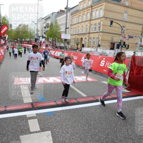 25.04.2026 - Das Zehntel Strokosch-Dieckow http://msf.ph/oto/9630718 25.04.2026 11:05:41 Ziel 5141, 5145, 5146, 5205, 6022, 6566, 6601, 6977, 6979, 7028, 7567, 7643, 7658 meine-sportfotos.de