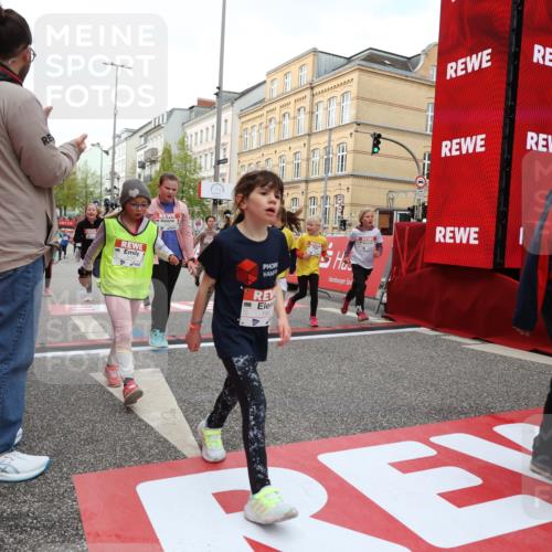 25.04.2026 - Das Zehntel Strokosch-Dieckow http://msf.ph/oto/9630724 25.04.2026 09:03:29 Ziel 1749, 1750, 1827, 2244, 2389, 2454, 2690, 2705, 2707, 2949, 3127, 3144, 3155, 3485, 3500, 3656, 3662, 3663, 3850, 3851, 4021 meine-sportfotos.de