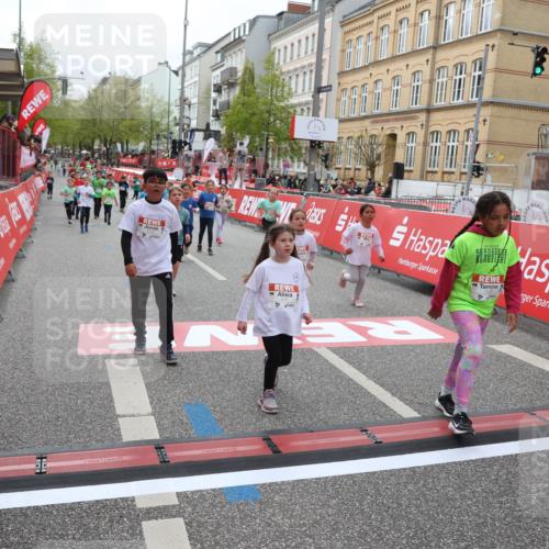 25.04.2026 - Das Zehntel Strokosch-Dieckow http://msf.ph/oto/9630727 25.04.2026 11:05:40 Ziel 5141, 5145, 5146, 5205, 5763, 6439, 6566, 6601, 6977, 6979, 7028, 7567, 7643, 7658, 7662 meine-sportfotos.de