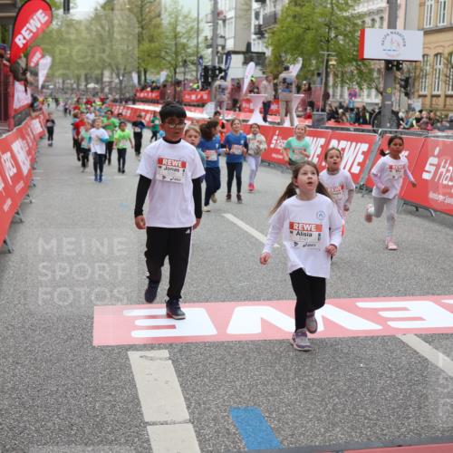 25.04.2026 - Das Zehntel Strokosch-Dieckow http://msf.ph/oto/9630731 25.04.2026 11:05:40 Ziel 5141, 5145, 5146, 5205, 5763, 6439, 6566, 6601, 6977, 6979, 7028, 7567, 7643, 7658, 7662 meine-sportfotos.de
