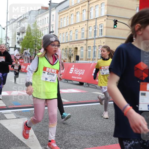 25.04.2026 - Das Zehntel Strokosch-Dieckow http://msf.ph/oto/9630735 25.04.2026 09:03:30 Ziel 1749, 1750, 1827, 2238, 2244, 2389, 2454, 2690, 2705, 2707, 3127, 3144, 3155, 3485, 3500, 3662, 3850, 3851, 4021 meine-sportfotos.de