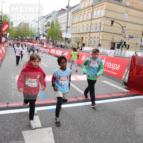 25.04.2026 - Das Zehntel Strokosch-Dieckow http://msf.ph/oto/9630741 25.04.2026 11:05:37 Ziel 5763, 5954, 6439, 6566, 6601, 6977, 6979, 7026, 7028, 7643, 7658, 7662 meine-sportfotos.de