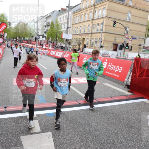 25.04.2026 - Das Zehntel Strokosch-Dieckow http://msf.ph/oto/9630742 25.04.2026 11:05:37 Ziel 5763, 5954, 6439, 6566, 6601, 6977, 6979, 7026, 7028, 7643, 7658, 7662 meine-sportfotos.de