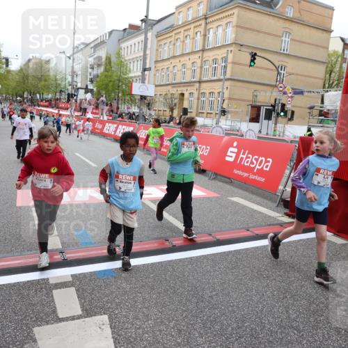 25.04.2026 - Das Zehntel Strokosch-Dieckow http://msf.ph/oto/9630745 25.04.2026 11:05:37 Ziel 5763, 5954, 6439, 6566, 6601, 6977, 6979, 7026, 7028, 7643, 7658, 7662 meine-sportfotos.de