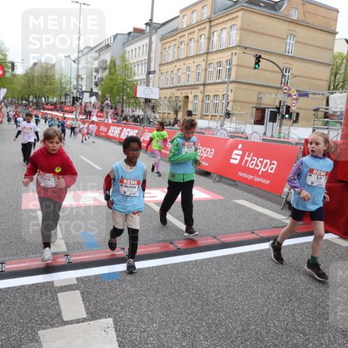 25.04.2026 - Das Zehntel Strokosch-Dieckow http://msf.ph/oto/9630746 25.04.2026 11:05:37 Ziel 5763, 5954, 6439, 6566, 6601, 6977, 6979, 7026, 7028, 7643, 7658, 7662 meine-sportfotos.de
