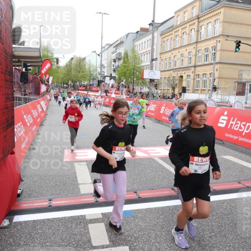 25.04.2026 - Das Zehntel Strokosch-Dieckow http://msf.ph/oto/9630760 25.04.2026 11:05:36 Ziel 5763, 5954, 6439, 6566, 6601, 6977, 6979, 7026, 7028, 7643, 7658, 7662 meine-sportfotos.de