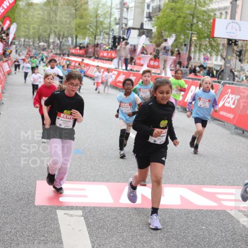 25.04.2026 - Das Zehntel Strokosch-Dieckow http://msf.ph/oto/9630774 25.04.2026 11:05:35 Ziel 5763, 5954, 6439, 6566, 6601, 6811, 6977, 6979, 7026, 7028, 7643, 7658, 7662 meine-sportfotos.de