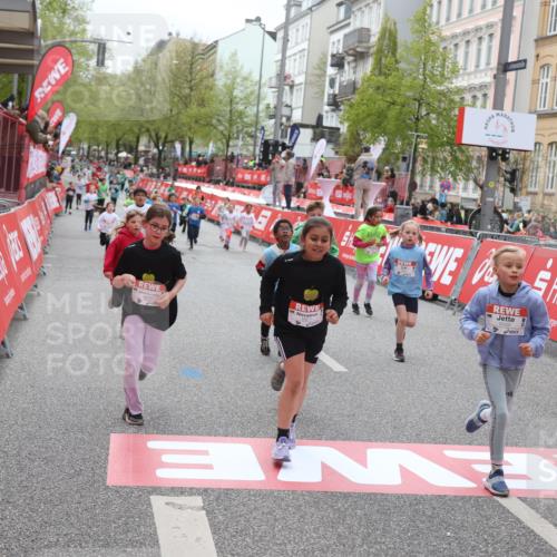 25.04.2026 - Das Zehntel Strokosch-Dieckow http://msf.ph/oto/9630775 25.04.2026 11:05:34 Ziel 5763, 5954, 5981, 6439, 6566, 6811, 6977, 6979, 7026, 7643, 7658, 7662 meine-sportfotos.de