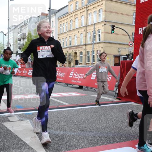 25.04.2026 - Das Zehntel Strokosch-Dieckow http://msf.ph/oto/9630791 25.04.2026 09:03:31 Ziel 1749, 1750, 1827, 2238, 2244, 2454, 2690, 2705, 2707, 3127, 3155, 3485, 3500, 3662, 3850, 3851, 4021 meine-sportfotos.de
