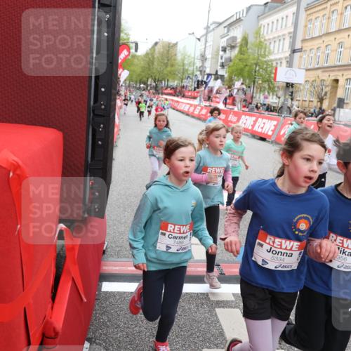 25.04.2026 - Das Zehntel Strokosch-Dieckow http://msf.ph/oto/9630797 25.04.2026 11:05:27 Ziel 5334, 5356, 5965, 5979, 5981, 6271, 6272, 6612, 6811, 7099, 7274, 7344, 7446, 7487, 7489, 7493, 7923, 8068 meine-sportfotos.de